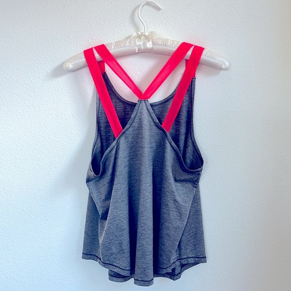 Under Armour Racer-Back Tank - Picture 3 of 5